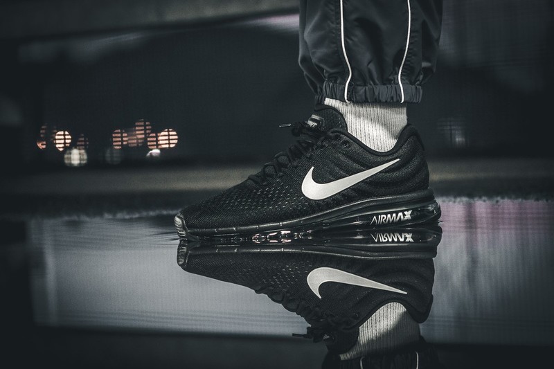 Nike airmax hotsell black 2017